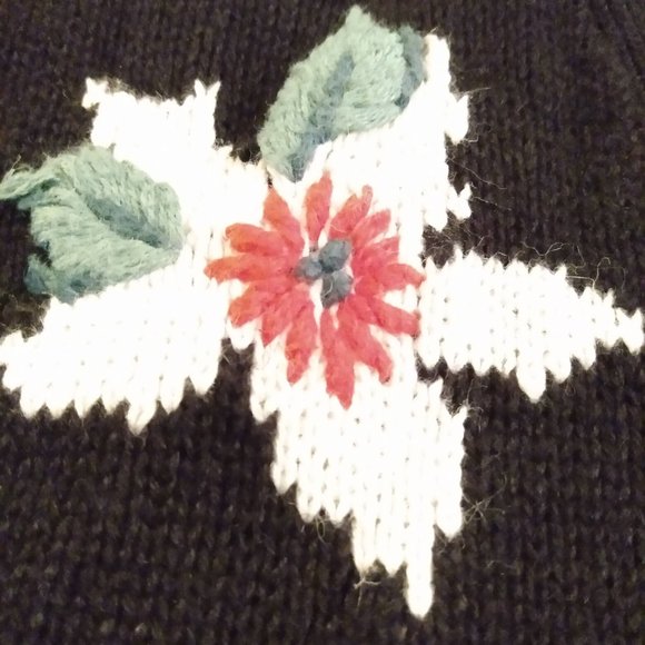 Classic Elements Christmas Holiday Cardigan Sweater 16-18 Woman Poinsettias - Picture 8 of 9